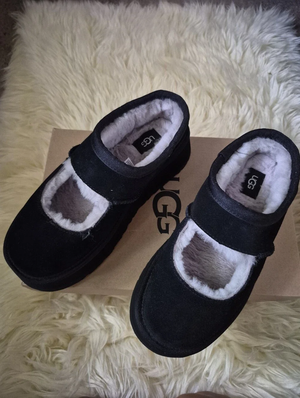 UGG bea mary